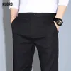 Męskie spodnie Kubro Chic Casual Cienka Podróż Multi Pockets Prosty typ Sprężyny Lato Bawełna Business Men Business Wear 230810