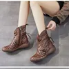 Boots instnic Retro Leather Handmade Boots Boots Boots Women’s Hole Sandals Women's Love Bottom Betty High-Top Boots 230809