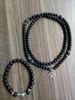 Streng 2pc Set Matte Black Onyx Armband 108 Mala Kralen Lotus Hanger Yoga Gebed Armbanden 1 Lap / 4 Laps