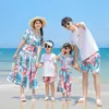 Família combinando roupas de verão, família combinando roupas de praia, filha Floral Floral Dad Son Son Cotton T-shirt Shorts Casal Roupas Holiday Holiday