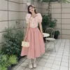 Tvådelad klänning 2023 Summer Women's Sweet Pink Set Korean Lady graciösa korta toppar kjolar outfit mode puff hylsa skjortan