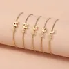 Bracelets de charme Fashion Girls Gold Couleur 26 A-Z Nom de lettre Bracelet Bracelet Bracelet Alphabet Chaînes Box Box Chain Bracelets For Women Cadeaux