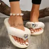 Slippers Women's Soft Sole Fur Flip Flops 2023 Autism Winter Heart Rhinestone Flat Heels Fluffy Slippers Woman Warm Plush Clip Toe Slides J230810