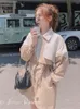 Женские траншевые пальто женская куртка мода сплайсинговая шнурки талия повседневная свободная корейская стиль элегантная ветра 2023 Весна