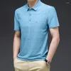 メンズポロス2023サマーアイスシルクカジュアルオールマッチ格子縞の印刷男性服のターンダウンカラーベーシックポロビジネスTシャツトレンドトップ