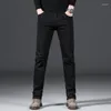 Jeans da uomo Taglie forti 40 42 44 46 Vestibilità regolare Pantaloni in denim elasticizzato casual da lavoro stile classico nero Pantaloni da uomo di marca