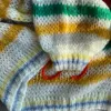 Женские свитеры радужная вышивка и стриптизация вязаного вязаного свитера с полым нишевым дизайном женской свободной вязаной молнии на молнии Z230810