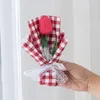 Fleurs décoratives cadeau faux bouquet de fleurs artificielles tulipe main tenant PU saint valentin professeur pour amoureux