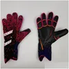 Спортивные перчатки 4 -мм вратарь защита пальцев Профессиональные мужчины футбол Адтс Детские толстые вратарь футбольные перчатки доставка на открытом воздухе