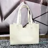 Smooth Leather Totes Bag Turn Lock Closure Påsar Designer Kvinnor Kapacitet Handväskor Purses 37 cm