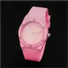 Fashoin stile uomo orologi donna movimento al quarzo rosso rosa silicone alta qualità unisex abito da polso orologio da donna montre de luxe231z