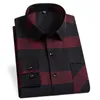 Vrijetijdsoverhemden heren Geruite overhemden met lange mouwen voor heren Klassiek geruit Modieus Kleding Easy Care Soft Zakenman Smart Dress Vrijetijdsoverhemd Camisa 230809