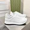 2023 Buty swobodne projektant mężczyzn Sneaker Black Mężczyzn Kobiety buty truskawkowe fala usta tygrysa drużyna vintage Trener White Man Woman Buty