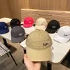 Erkekler Spor Tarzı Tasarımcı Top Cap Kadın Şeker Şapkası Hayvan Kemik Nakış Ayarlanabilir Boy Casquette