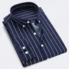 Camicie eleganti da uomo Camicie a righe da uomo Primavera Estate Tinta unita Casual Maniche lunghe Slim Coreano Button-Up Abbigliamento da uomo Camicie 230809