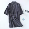 Men's Sleepwear 2023 Plaid Japanese Kimono Pajamas Robe Women Men Spring Summer Pure Cotton Thin Loose Couple Bathrobe Daily Home Wear S406