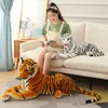 Pluszowe pluszowe zwierzęta 50-160 cm Lifeelike Tiger Plush Zabawki okrutne dzikie zwierzę Symulacja biała brązowa lalka leśna dzieci dzieci urodziny R230810