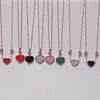 Nuova collana con ciondolo cuore pesca Agata rossa Fritillaria bianca Catena con colletto a forma di cuore Semplicità della moda di fascia alta