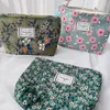 Sacos cosméticos femininos floral beleza saco de maquiagem organizador coreano bordado veludo viagem grande lavagem bolsa de armazenamento de higiene pessoal