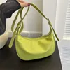 Omuz çantaları Japon ve Koreli Kişilik Kızlar 2023 Yaz Yeni Batı Moda Crossbody Bag Basit ve Sıradan Koltuklu Tote Bagstylishdesignerbags