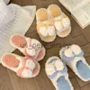 슬리퍼 귀여운 bowknot fluffy fur slippers 여자 따뜻한 열린 발가락 봉제 모피 집 슬리퍼 홈 2023 가을 겨울 실내 신발 J230810