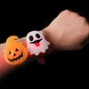 Giocattoli di Halloween 5 pezzi LED Bracciale luminoso Kid pirata Birthday Birthday Ospite Giveaways Carnival Gift Ghost Ghost Halloween Decorazioni per bambini Toy 230810