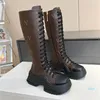 2023 가죽 New Knight Ankle Boots 라운드 발가락 플랫폼 발 뒤꿈치 여자 럭셔리 디자이너 패션 가죽 밑바닥 부츠 캐주얼 신발 신발 크기 35-42