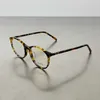 2024 Новые дизайнерские солнцезащитные очки Ultra Light Women Women's Optical Myopia Hawksbill Color Paglass Frame для женщин может сопоставить с плоские линзы с подсчета высоты.