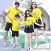 Tenues assorties pour la famille, vêtements d'été assortis pour la famille, vacances, plage, mère, fille, père, fils, t-shirt en coton, short, look familial, tenue de couple