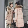 Женские траншевые пальто зимние женщины вниз по куртке хлопковое пальто корейская парка крупные меховые куртки еноко