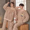 Kvinnors sömnkläder Autumn Winter Warm Flanell Par Pyjamas Set Women Family Pijama Man Homewear Cloth Casual Men Pyjamas