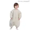 Pyjamas Summer Baby Split Leg Sleeping Bag Nyfödd bomull GASE ANTI Kick quilt Sovväska Barnens tunna andningsfäls Z230810