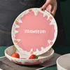 Dinnerware Sets Lovely Pink Strawberry Bowl With Lid Household Salad Fruit Yogurt Milk Oatmeal Ceramic Bowls Cute Tableware Gifts For Girls 230810
