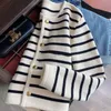 Women Sweters Korean Fashion Sweter Cardigan White Black Striped Kobiety Zima Krótka Kobieta z długim rękawem 230811