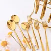 Servis uppsättningar 24st Gold Set Cuterly Kitchen Rostfritt stål Mirror Tabellekkniv Fork Spoon Western Home Flatware Silverware