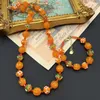 Ketten Europa und die US -amerikanischen Vintage Vintage Colored Glass Sweet Fruit Persimmon 2023 Französisches Halskettenarmband Set