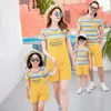 Tenues assorties pour la famille Tenues d'été assorties pour la famille Robes mère-fille Look familial T-shirt assorti papa et fils Shorts Tenues de couple assorties