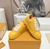 Designerskor män casual skor tränare utomhus löpskor hög kvalitet cowhide sneakers plattformskor män kvinnors trycktränare sko