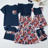 Tenues assorties pour la famille Tenues assorties pour la famille Robes maman et fille T-shirts papa fils à manches courtes Imprimé floral Look familial