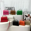 Frauen Mode -Aktentasche VSLING Tasche Retro -Umhängetasche kleiner Quadratweichbeutel Crossbody -Tasche mit einfacher Frauentasche