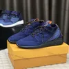 2023 Mens Fastlane Casual Shoes Vnr Sneakers Sport Outdoor Luxury Designer Trainer Black Blue Run Away Trainer Mönster mjuka stickade skor