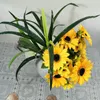 Fleurs décoratives 5 PCS Fleur artificielle Salle de tournesol décor de salle de fête 3 tailles Bouquet de mariée de mariage Home Decoration Decoration Ornements