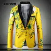 Sarı takım ceket lüks erkekler baskılar blazer ince fit çiçek erkekler sahne giyim blazer desen şık parti düğün ceket 5xl cj19291i