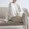 Kvinnors tröjor Spring och Autumn French Fashion Casual Soft Loose Hidees Lazy Lightweight Hollow V-Neck Pullover Knit tröja