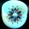 Stift broscher österrikiska kristall strass snöflinga blomma brosch för kvinnor mode kvinnor elegant pin droppleverans