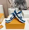 Designerskor män casual skor tränare utomhus löpskor hög kvalitet cowhide sneakers plattformskor män kvinnors trycktränare sko