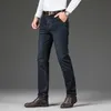 Mens jeans marchio elastico di cotone elastico uomo moda business classico stile jean denim pantaloni pantaloni grandi dimensioni 35 40 42 44 230810