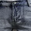 Мужские джинсы итальянский стиль мода мужчина ретро светло -голубые растяжки