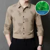 メンズカジュアルシャツブラジルのセレクションシャツ2023竹繊維ビジネス薄いソフトストレッチプリントスリムフィットドレスポックレス