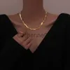 Collane a sospensione personalizzate personalizzate Minimalista Eleganti e di fascia alta collane d'oro K oro per donne alla moda e fredde collane di colletto J230811 J230811